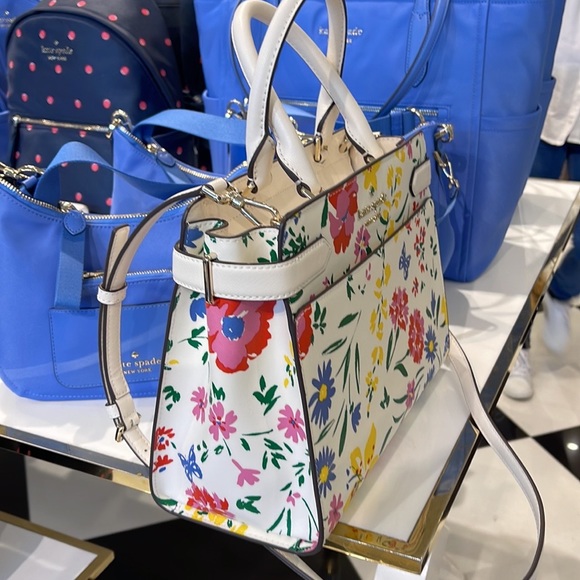 Kate Spade Staci Medium Satchel medium satchel
KB719 garden bouquet
cream multi - Picture 13 of 16